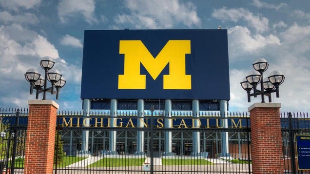 University of Michigan Says It’s Not Selling Student Data to AI Companies