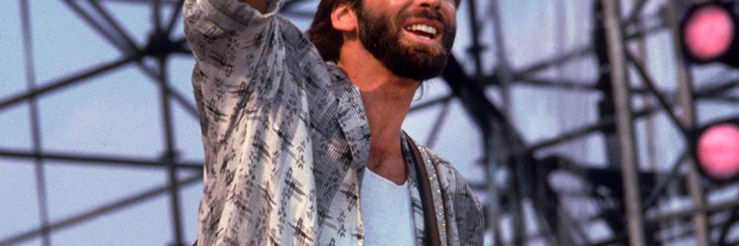 ‘Footloose’ Singer Kenny Loggins ‘Memba Him?!