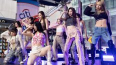 TWICE Score First Number One Album in U.S. With ‘With YOU-th’