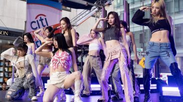 TWICE Score First Number One Album in U.S. With ‘With YOU-th’