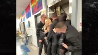 Donatella Versace Gets Stuck In Elevator At LGBT Event, Footage Of Rescue