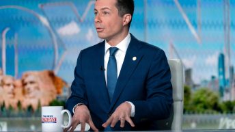 Pressure on Boeing grows as Buttigieg says the company needs to cooperate with investigations