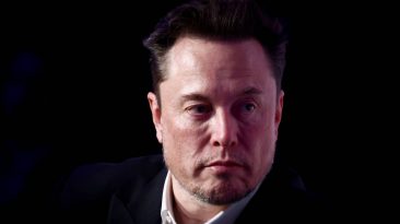 Elon Musk Accused of Trying to ‘Distort’ SEC Twitter Investigation