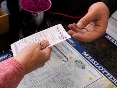 Powerball jackpot jumps to $975 million after another drawing without a big winner