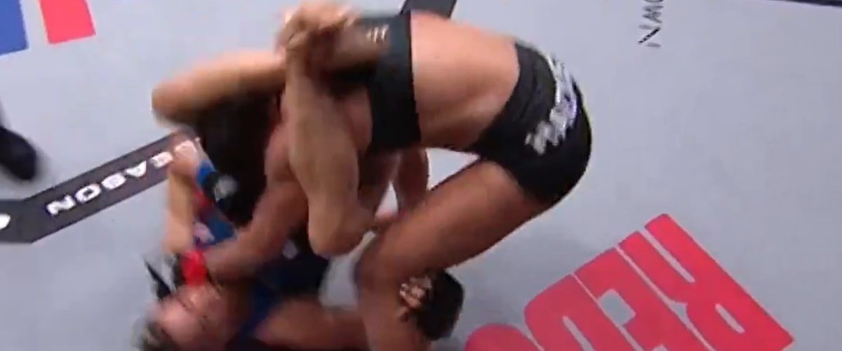 Video | Powerbomb backfires for Chelsea Hackett at PFL San Antonio