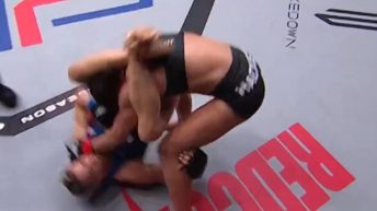 Video | Powerbomb backfires for Chelsea Hackett at PFL San Antonio