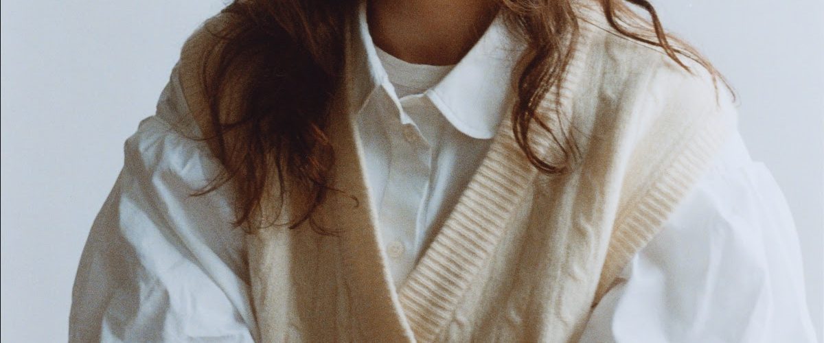 Clairo Announces New Album ‘Charm’