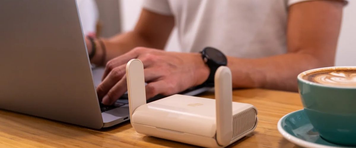 Apple @ Work: AirCove Go delivers the perfect router for your work travel bag