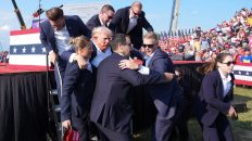 14 Photos Of The Moments Immediately After The Assassination Attempt On Donald Trump That Will Go Down In History