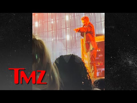 Justin Timberlake Stops Show, Points Out Fan Who Needs Help | TMZ