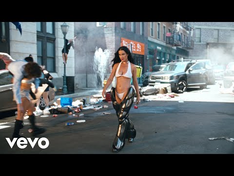 Katy Perry – WOMAN’S WORLD (Official Video)