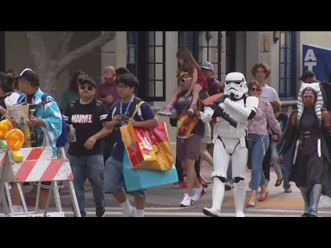 Could San Diego lose Comic-Con to another city in 2025?