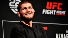 Video | Khabib Nurmagomedov chokes Umar Nurmagomedov while coaching cousin Usman at Bellator San Diego