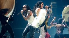 Lenny Kravitz Plays Career-Spanning & Reinventing Three-Song Medley at 2024 VMAs