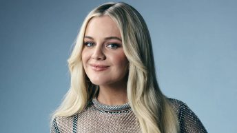 Kelsea Ballerini Is Caught Between ‘Two Things’ in New Heartache Single